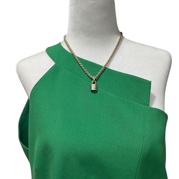 CHANEL Authentic Lockit Pendant & Vintage Chain Champagne Gold Plated Ne… - Picture 7 of 13